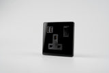 Glass Screwless - 13A Single Switched Socket with USB (2400mA)- BLACK